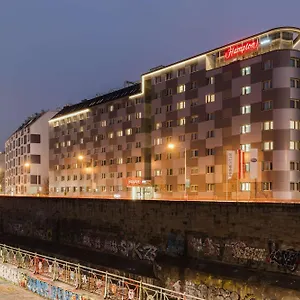 Hampton By Hilton West Viena