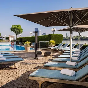 Hilton Waterfront **** Βιέννη