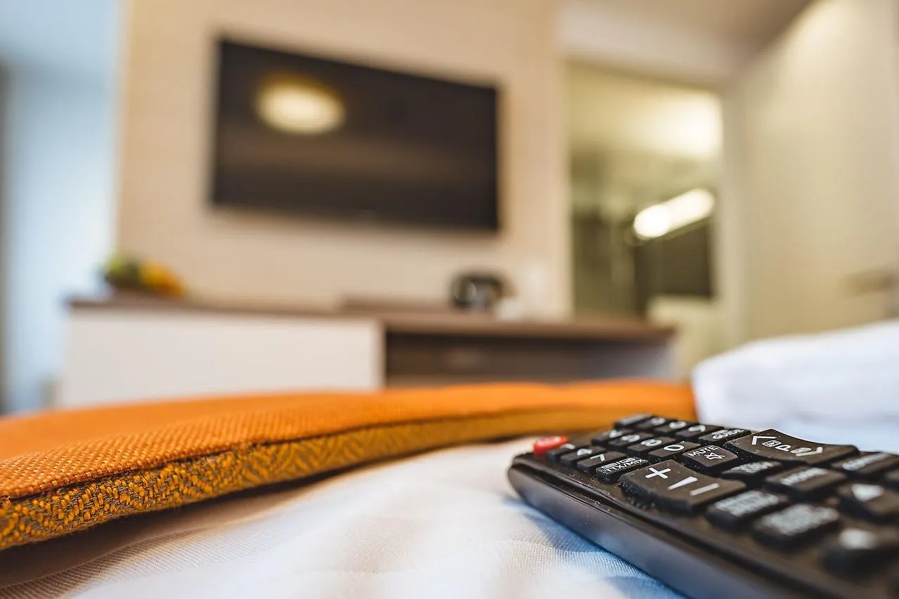 וינה Oliver Apartments | Contactless Check-In 3*,