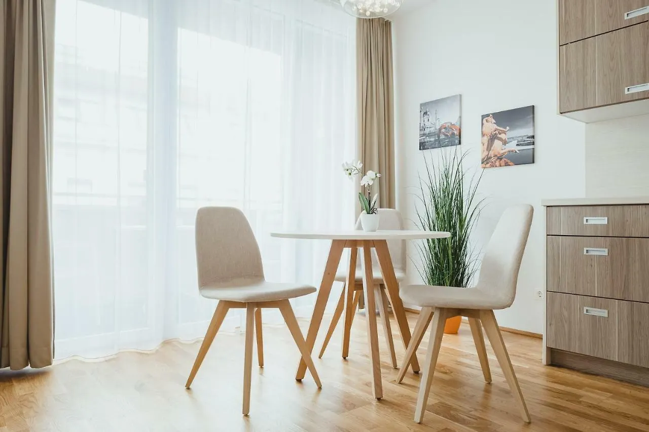 וינה Oliver Apartments | Contactless Check-In מלון דירות